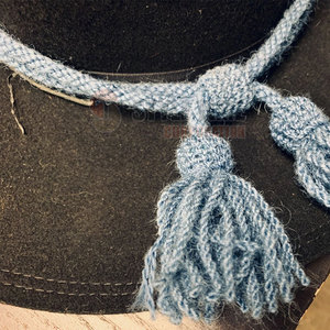 Nouveaux cordons pour chapeaux avec tressage détaillé et cordons de qualité supérieure pour les défilés et la présentation - Product Image 6
