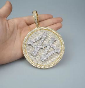 Nouveau design de pendentif en moissanite, grande plaque ronde personnalisée avec nom ou mot, pendentifs sertis de pierres, argent 925, bijoux de luxe - Product Image 2