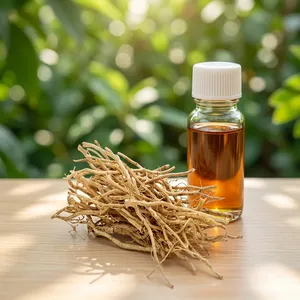 Aceite Natural de Raíz de Vetiver para Perfumería, Extracto Puro de Planta, Líquido Ámbar en Botella de Vidrio con Tapa Blanca - Product Image 1