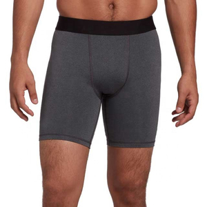 Shorts de compression pour hommes - Vêtements de sport à motif uni, respirants et écologiques, taille haute, fabriqués au Pakistan - Product Image 1