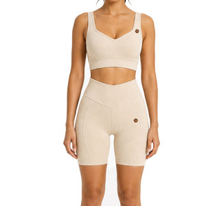 Ensemble de sport côtelé sans couture Top Choice pour femme – Soutien-gorge et short côtelés en tissu extensible, coupe élégante, tenue de sport deux pièces stylée - Product Image 1