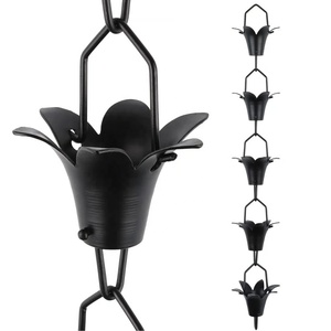 Chaîne de pluie noire classique à motif floral avec design de coupelle en pétales pour un débit d'eau fluide, résistante à la rouille, durable, décoration de jardin extérieur - Product Image 1