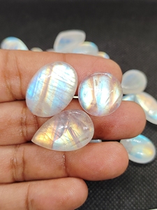 High Quality Natural Blue Moonstone Loose Gemstones Wholesale Cabochon Gems in Oval Round and Heart Shape Cut Blue Moonstone - Product Image 2