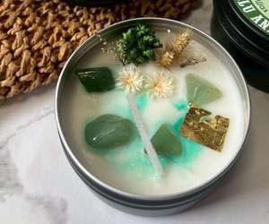 Vela Aromática Artesanal de Cera de Soya con Fragancia Oriental, Ecológica, en Lata Metálica, Moderna y Decorativa, para Aromaterapia en el Hogar - Product Image 1