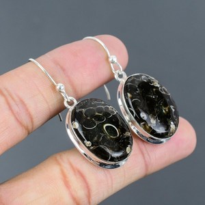 Boucles d'oreilles Turritella Agate faites à la main en argent sterling 925, bijoux pendantes uniques, accessoires de mode élégants - Product Image 3