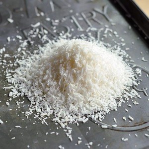 Chispas de Coco Deshidratado Blanco Natural, Alto Contenido de Grasa 60%, Bajo Contenido de Grasa 35%, a Granel, para Snacks Keto Veganos, Decoración de Crema, Origen Vietnam - Product Image 1