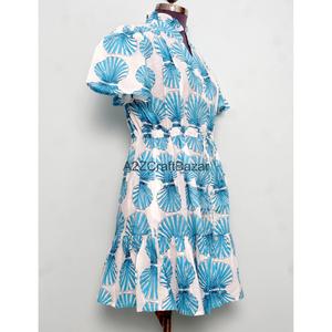 Robe Courte Femme 100% Coton Tricotée Col V Manches Courtes Taille Haute Coupe Évasée Imprimé Floral Numérique Respirante Lavable Idéale pour le Bureau - Product Image 5