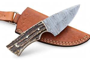 Couteau utilitaire d'extérieur à lame fixe en acier Damas fait main avec manche en bois de cerf - Product Image 5