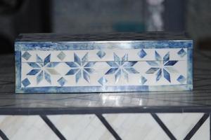 Caja de Joyería Decorativa Hecha a Mano con Diseño Marroquí de Flor de Amor con Incrustaciones de Hueso Ecológica, Decoración para Mesa del Hogar, Año Nuevo - Product Image 3