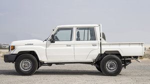 Brand New 2025 for for SUV 4.2L Diesel I-Force Max Turbo Automatic Transmission R20 Left Dark Leather Panoramic Euro - Product Image 5