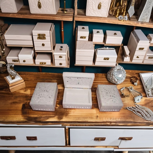 Hermosas Cajas de Regalo rectangulares de mármol blanco hechas a mano, cantidad a granel, caja de piedra tallada a mano - Product Image 1