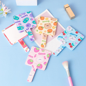 Juego de Brochas de Maquillaje Portátiles de Alta Calidad, Espejo de Maquillaje Mini Rosa de Moda con Diseño de Logotipo - Product Image 4