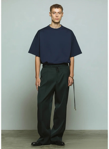 เสื้อยืดโอเวอร์ไซส์สีพื้นทรงปกติสำหรับผู้ชาย ผ้าคอตตอนถักเนื้อหนา คอกลม แขนเสื้อแบบดรอปโชว์เดอร์ สไตล์สตรีทแวร์ - Product Image 5