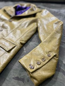 Veste d'hiver pour homme en cuir véritable, doublée de soie satinée, boutons embossés - Product Image 2