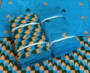 Tela de algodón estampada con patrón geométrico, tejido textil para vestidos, ropa de cama, toallas, prendas de vestir y uso doméstico. - Product Image 1