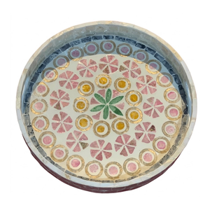 Plateau décoratif artisanal en nacre « Beauté Éternelle » pour une décoration intérieure intemporelle et un rangement élégant - Product Image 2