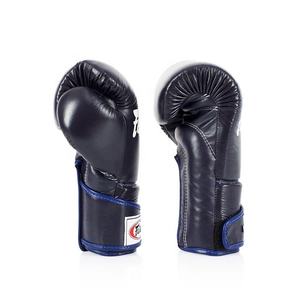 Guantes de Boxeo Fairtex Muay Thai de Diseño Moderno, Hechos a Medida, de Cuero Vacuno Genuino, Personalizados - Product Image 4