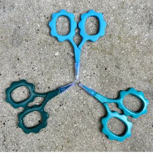 Ciseaux à broder LUMINEX IMPEX Mini Sunflower, rouge et bleu, en acier inoxydable, pour droitiers, à effiler, pointe de lame tranchante, 30 dents, courts - Product Image 5