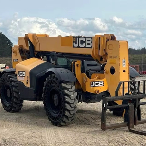 Manipulador Telescópico CB Usado de Alta Eficiencia 509-42 / 509-45TC, Altura de Elevación 12.8-13.7 m, Capacidad 3,000 kg - Product Image 1