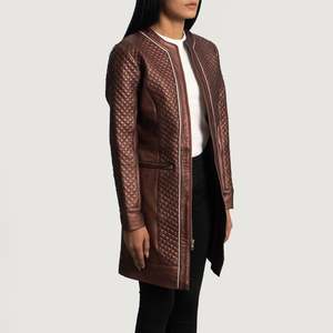 Gabardina Clásica de Cuero para Mujer, Abrigo Largo Elegante, Diseño de Moda Premium, Estilo Personalizado, Venta al Por Mayor - Product Image 3