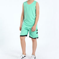 Conjunto de camiseta de baloncesto para niños, sin mangas, cuello en V, verde menta, que absorbe la humedad, ropa deportiva de verano, corte regular, cintura elástica