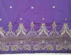 Vestido Africano Étnico con Flores Bordadas a Mano y Pedrería, Tela 100% Poliéster, Personalizable, para Bodas, Fiestas y Eventos - Product Image 4