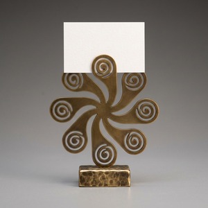 Porta Menús y Tarjetas de Visita de Latón Macizo con Diseño de Pulpo, Hecho a Mano - Decoración de Mesa de Metal Antiguo - Product Image 1