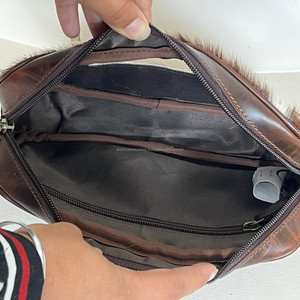 Caja de Pañuelos de Cuero Vacuno con Pelo Natural, Hecha a Mano en Occidente, con Dispensador de Toallitas Húmedas y Correa para la Muñeca, para el Hogar, el Automóvil y la Oficina - Product Image 5