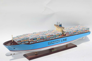เรือบรรทุกสินค้าจำลอง EMMA MAERSKK ทำจากไม้ งานแฮนด์เมด ทาสี รูปทรงไม่สม่ำเสมอ ของตกแต่งตามหลักฮวงจุ้ย เหมาะสำหรับตั้งโชว์ ของสะสม ของขวัญทางธุรกิจ - Product Image 2