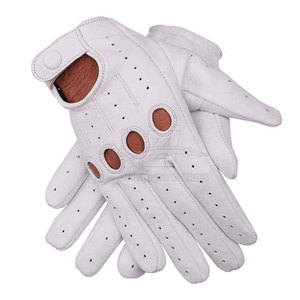 Guantes de conducción con tela suave y flexible que ofrecen un ajuste cómodo, un agarre seguro y un diseño transpirable, adecuados para viajes largos por carretera. - Product Image 2