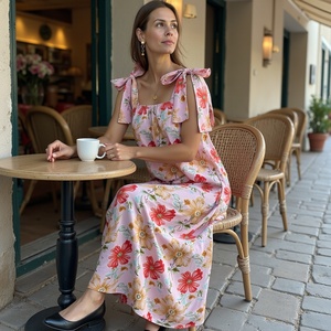 Robe maxi sans manches en coton léger combiné rose pour femmes avec col carré à imprimé floral rouge fabriqué artisanalement - Product Image 1
