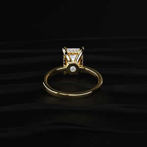 Anillo de Moissanita con Corte Esmeralda al por Mayor, Oro Sólido, Engaste Doble Halo Oculto, Colección de Joyería Nupcial Minimalista para Minoristas - Product Image 4
