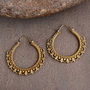 Pendientes de Aro Tribales Chapados en Oro Hechos a Mano, Filigrana Intrincada, Joyería Étnica Boho para Mujer - Product Image 2