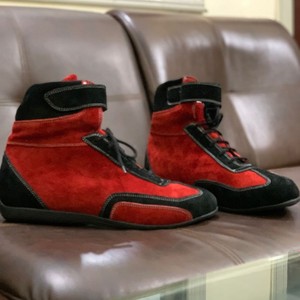Bottes moto noires à lacets en cuir véritable avec semelle extérieure en caoutchouc respirante, doublure Nomex, fermeture auto-agrippante, bout fermé, antidérapantes en EVA - Product Image 4