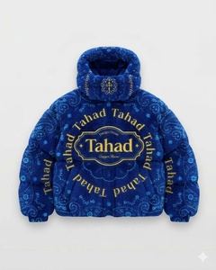 Blouson matelassé court respirant pour femme, motif personnalisé TAHAD imprimé sur toute la surface, style streetwear, collection hiver 2026 - Product Image 2
