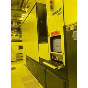 เครื่องสแกนแบบจุ่ม ArF รุ่น ASML NXT1950i - อุปกรณ์และอะไหล่เซมิคอนดักเตอร์ระดับโลกที่เชื่อถือได้ - Product Image 1