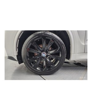 BMW X5 XDrive 40d, Modelo Marzo 2015, 148,678 km, Blanco y Negro, Norma de Emisiones Euro V, Volante a la Izquierda - Product Image 5