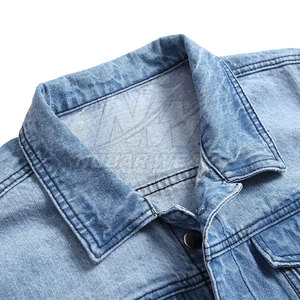 Chaqueta de invierno moderna para hombre con forro cálido, estilo urbano y a la moda, perfecta para el look diario de invierno. - Product Image 5