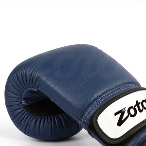Gants de boxe en cuir PU pour enfants 4oz 6oz, gants d'entraînement respirants pour jeunes, équipement de MMA personnalisé avec logo pour enfants, vente en gros - Product Image 3
