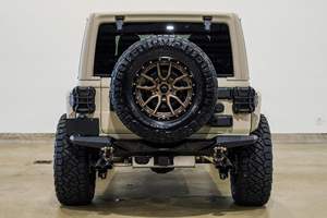 Listo para Enviar: Jeep Wrangler Unlimited Rubicon 392 4x4 AWD 2025, Equipamiento Completo, Título Limpio, Vehículo Usado - Product Image 3