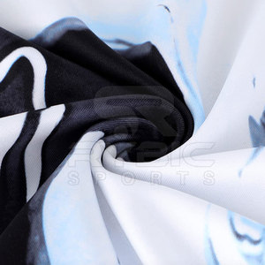 Collection de vêtements de sport à séchage rapide de qualité supérieure pour femmes, polos imprimés avec impression de logo personnalisé pour la vente en ligne - Product Image 6