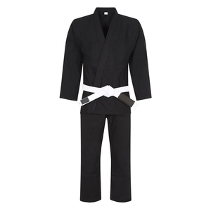 Traje de Karate Blanco Tradicional de Nivel Maestro con Cinturón Incluido - Product Image 4