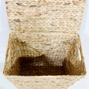 Panier à linge multifonctionnel écologique en jacinthe d'eau avec couvercle, style élégant pour organiser votre espace - Product Image 4