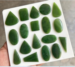Wholesale Organicgems - Gemas de Ágata Verde Natural Personalizadas, Corte Pera, Formas Mixtas, Provenientes de la India, para la Fabricación de Joyas - Product Image 1