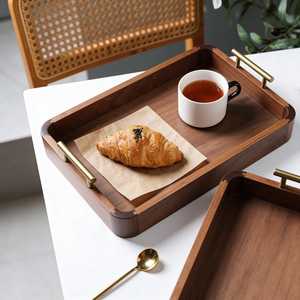 Plateau en bois au design classique avec poignées pour servir des boissons, des collations, du thé, du café, utilisé à la maison, au restaurant, par Timeless Craft. - Product Image 1