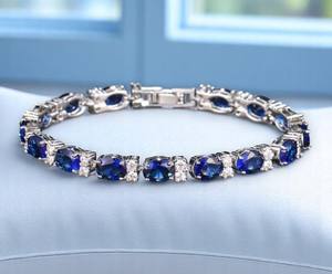 Pulsera de Plata de Ley con Zafiro Azul Personalizada, de Lujo, para Mujer, Elegancia Élite, Brillo Azul Intenso, Calidad Premium - Product Image 1