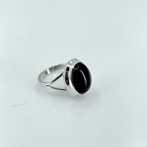 Anillo de Amatista Natural, Plata de Ley 925, Gema Ovalada Morada, Joyería Boho Hecha a Mano, Engaste en Bisel, 6 Gramos, Piedra de Nacimiento de Febrero - Product Image 4