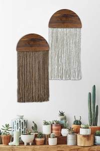 Decoración de pared redonda de madera hecha a mano, estilo bohemio, con flecos de borlas en tonos tierra naturales para decoración de pared en el hogar u oficina. - Product Image 5