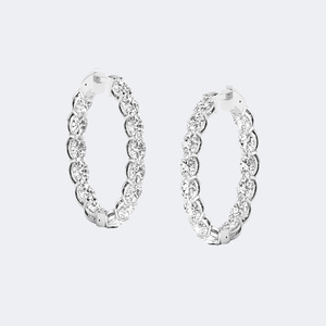 Boucles d'oreilles créoles éternelles serties de barres ovales 5.60CTW - Product Image 5