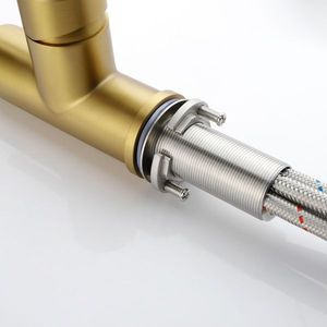 Rubinetto da Cucina Monocomando in Acciaio Inox 304 con Doccetta Estraibile, Finitura Lucida Oro, Logo Personalizzabile Gratuito - Product Image 3